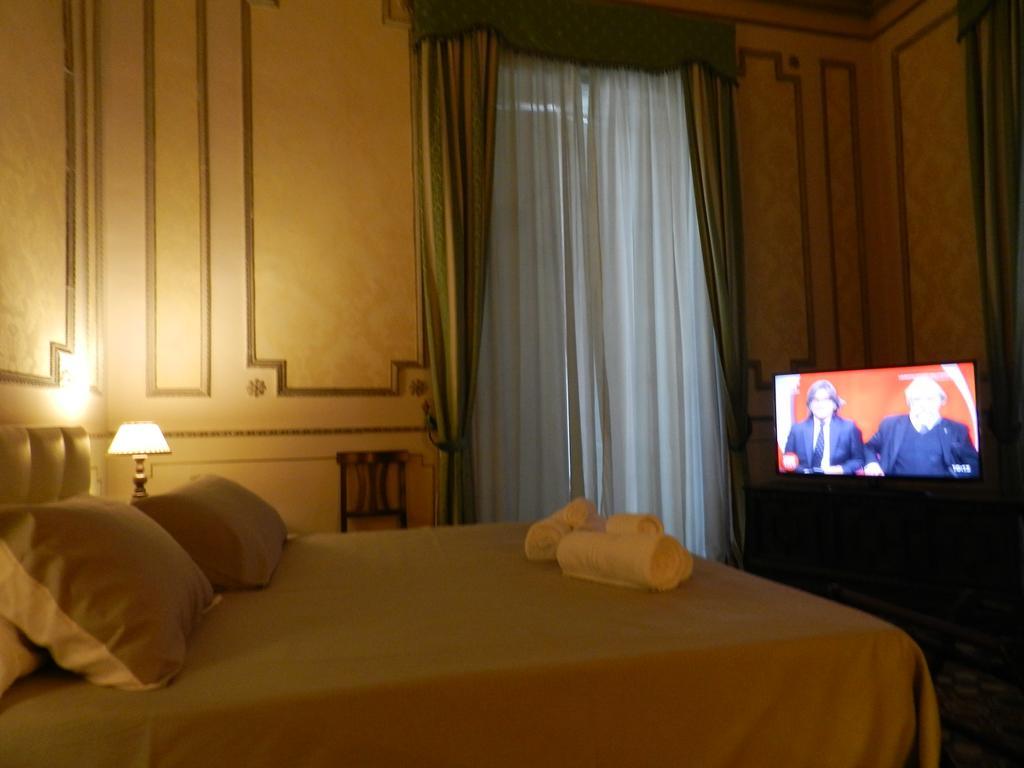 B&B La Vecchia Palma Катанія Екстер'єр фото