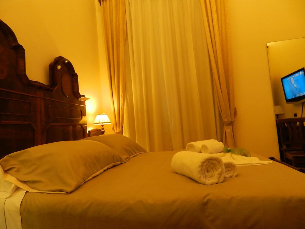 B&B La Vecchia Palma Катанія Екстер'єр фото