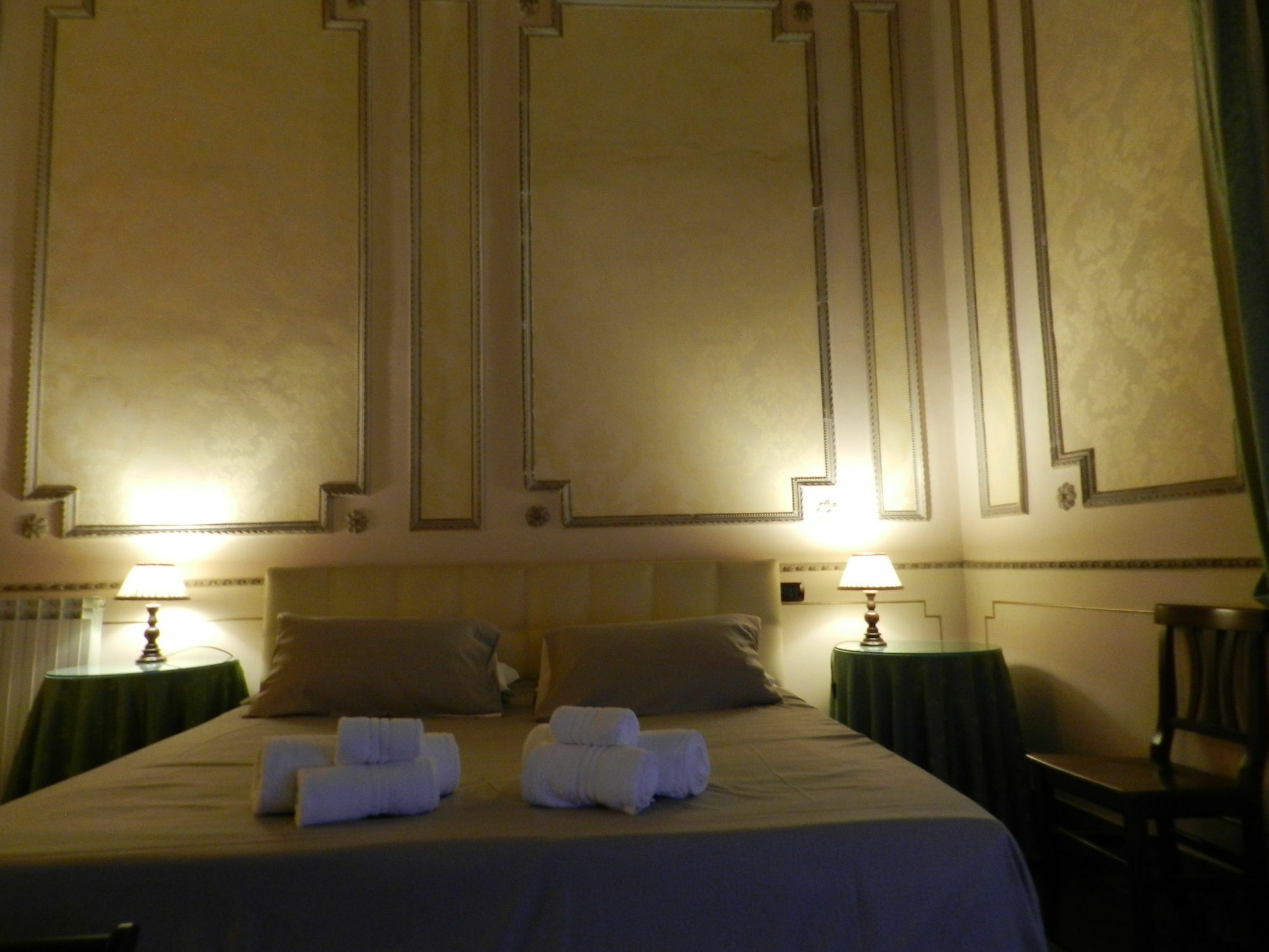 B&B La Vecchia Palma Катанія Екстер'єр фото