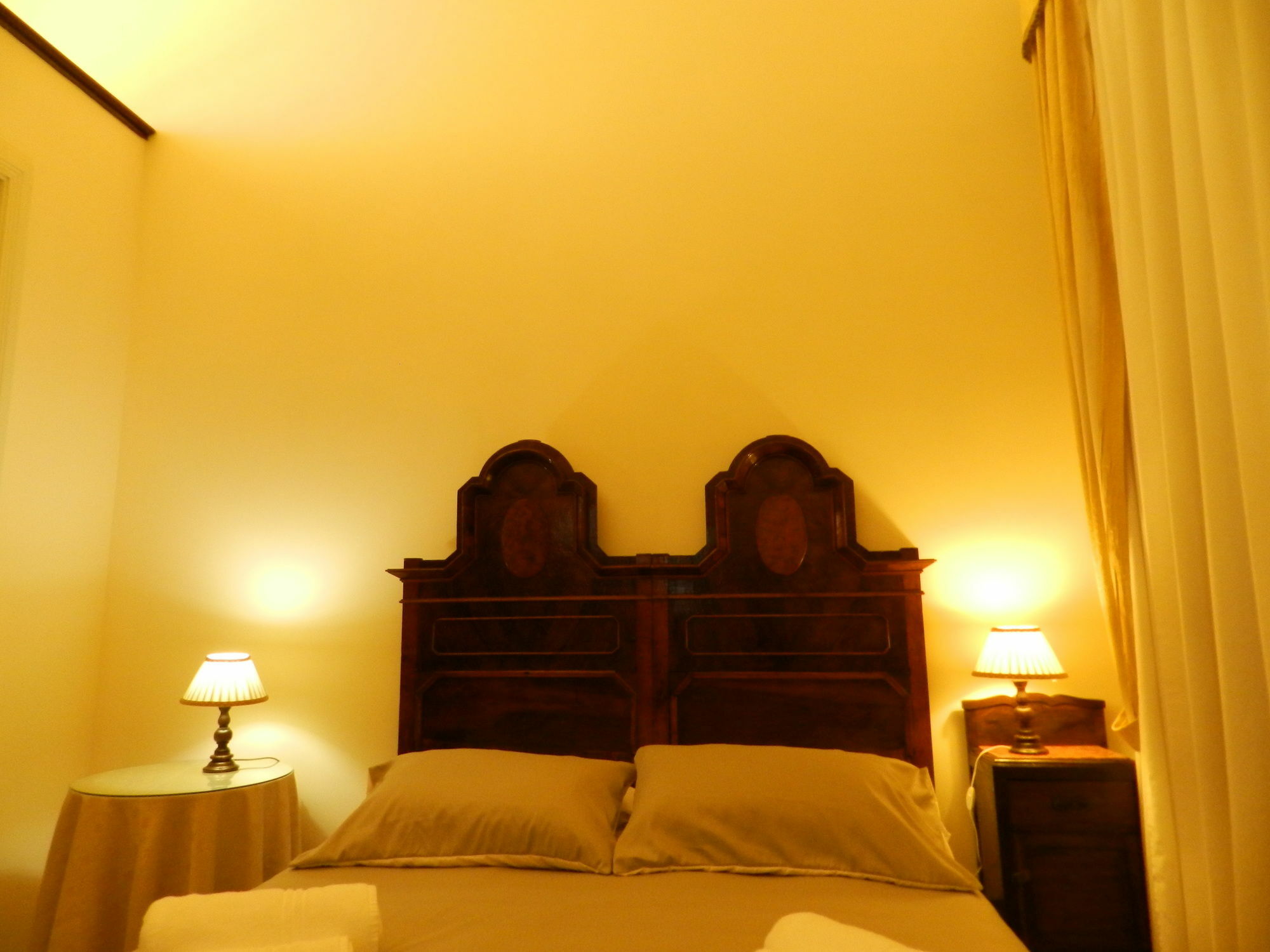 B&B La Vecchia Palma Катанія Екстер'єр фото